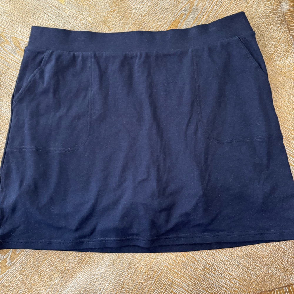 Croft & Barrow Navy Blue Skort XL Stretchy Waist 38” Length 18” Pockets